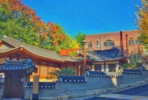 建國大學(xué)